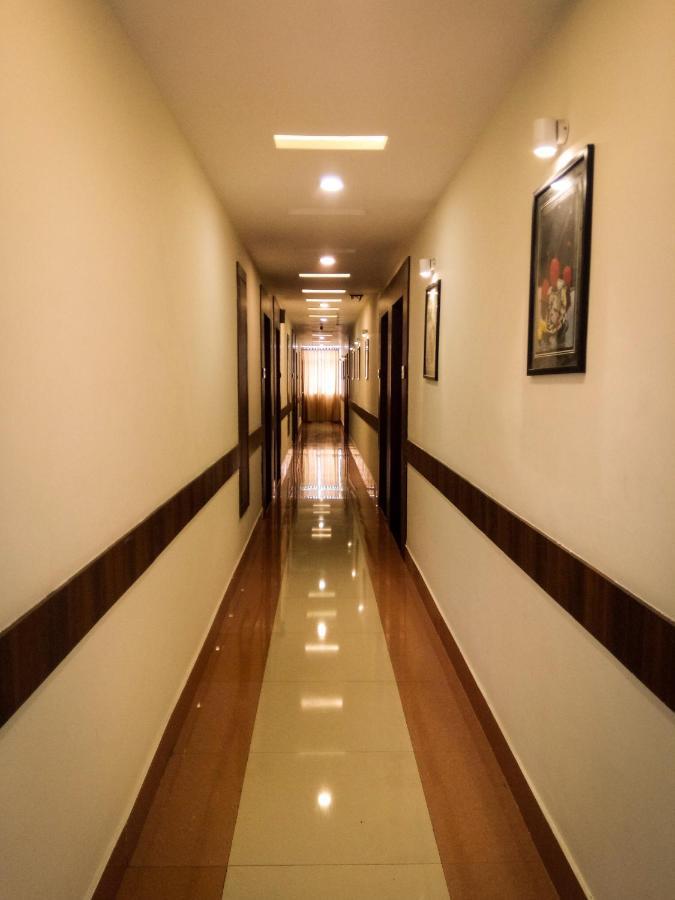 Nexstay Crystal Residency Kozhikode Eksteriør bilde